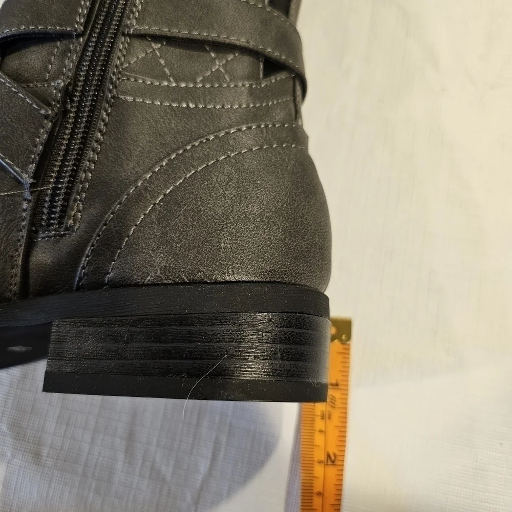 Gbg by Guess Hayden Gray quilted riding tall boots sz 5 NEW